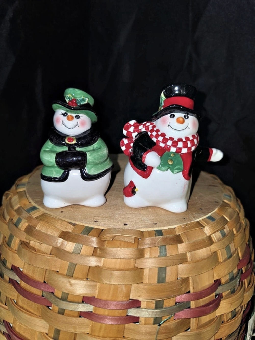 Snowman Figurine Set Green & Red
